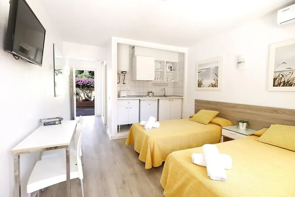 Naika Apartamento Palmanova 0*,